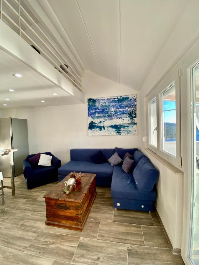 Апартаменты Tanis Ocean Loft Мартиншчица Экстерьер фото