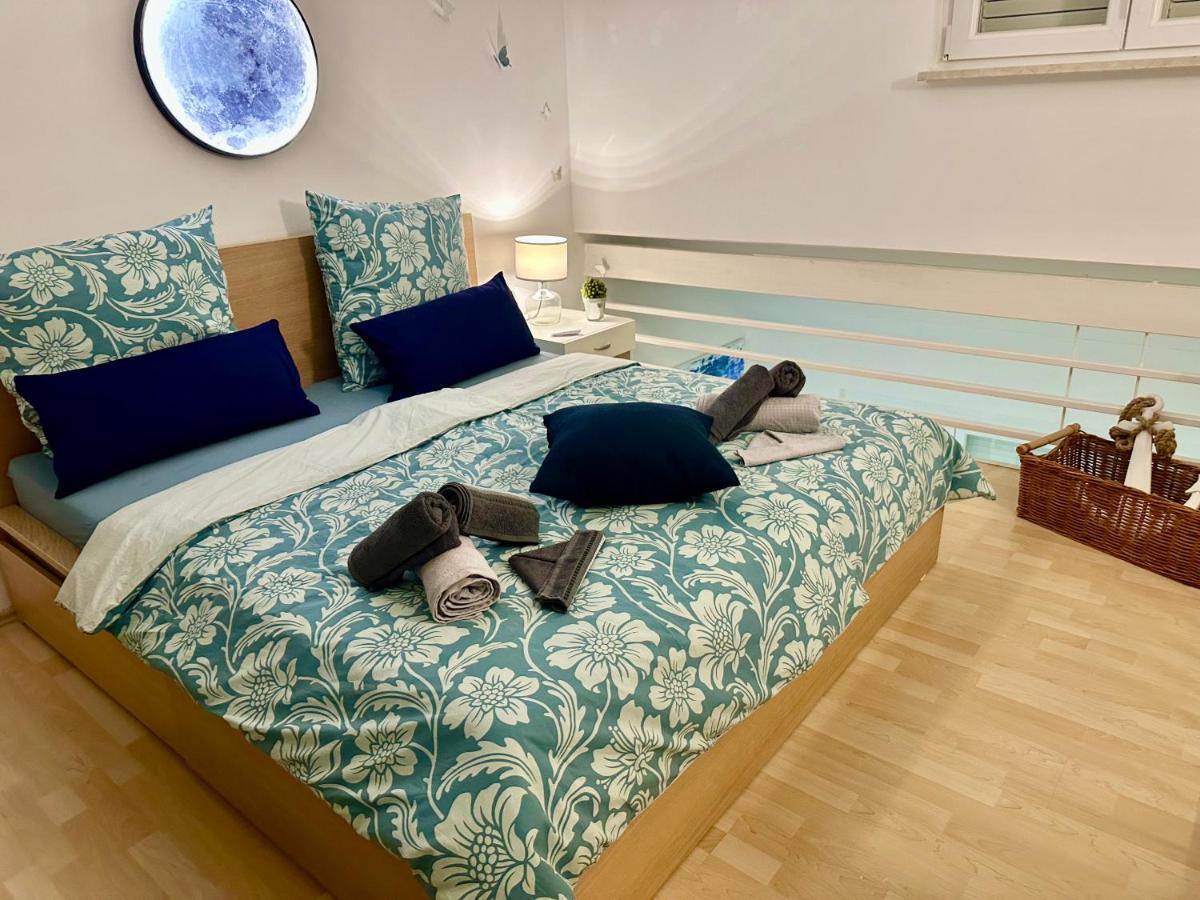 Апартаменты Tanis Ocean Loft Мартиншчица Экстерьер фото